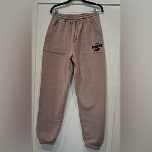 White Fox Boutique Sweatpants (Size M)